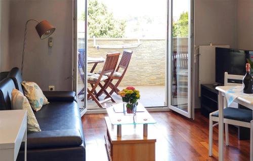 1 Bedroom Awesome Apartment In Rovinj
