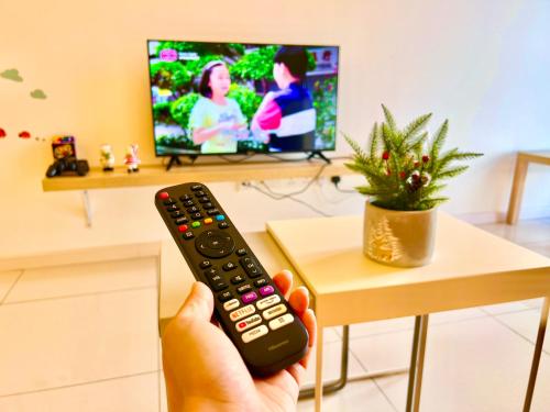 TV a/nebo společenská místnost v ubytování Legoland-Happy Wonder Love Suite-Elysia- Max8pax-with Garden-Pool view