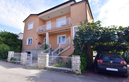 Zwei-Zimmer-Wohnung in der Nähe des Meeres Umag