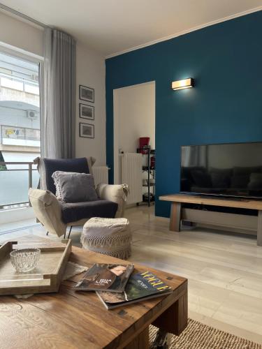 Stylish Apt in Paleo Faliro 300m from the beach