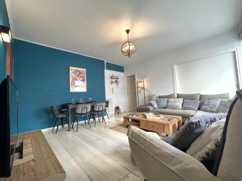 Stylish Apt in Paleo Faliro 300m from the beach