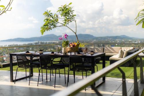 Naturlandskabet i nærheden af villaen