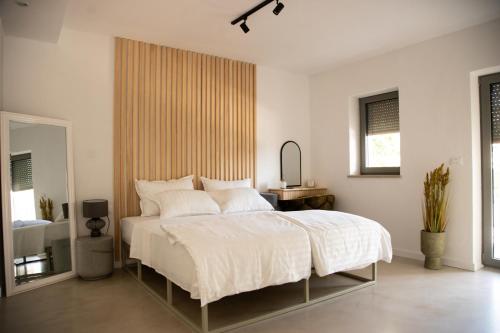 A-Seven Apartments