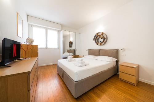 Nettuno Apartment - Private Garden in Bologna Center photo 21