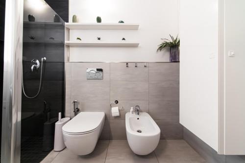 Nettuno Apartment - Private Garden in Bologna Center photo 40