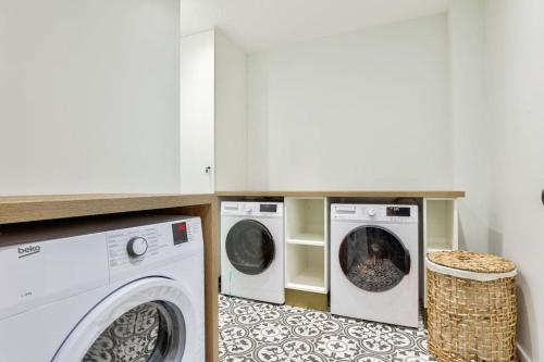 Terrace Getaway - Le Marais - with AC