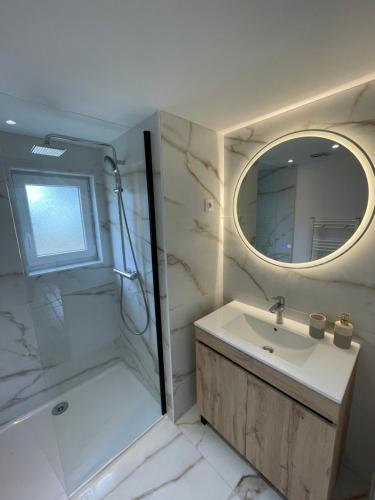 Ένα μπάνιο στο Superbe Maison rénovée - Trégomeur