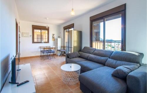 Posezení v ubytování 2 Bedroom Amazing Apartment In Águilas