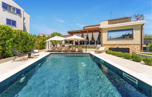 Gorgeous Home In Biograd Na Moru With Sauna