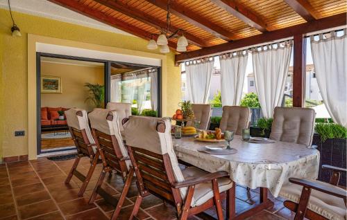 Gorgeous Home In Biograd Na Moru With Sauna
