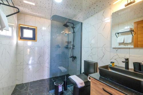 Koupelna v ubytování Kaş Konak Bungalows