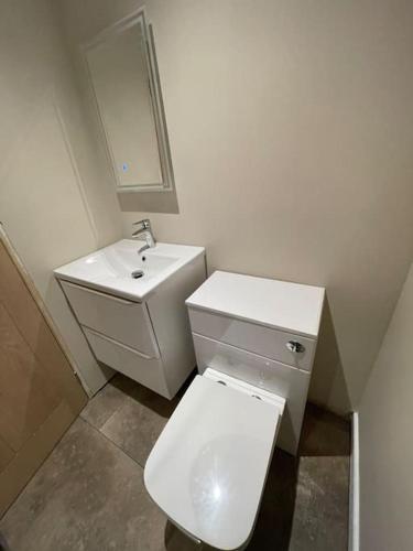 Ένα μπάνιο στο Studio 40 cosy compact space in quiet location in Seaford