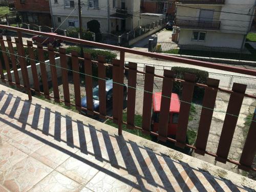 2 roomsにあるバルコニーまたはテラス