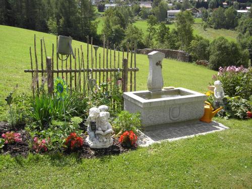 Un jardín fuera de Ferienhaus Drexler