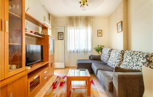 Stunning Apartment In Torrevieja With Wifi