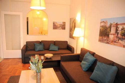 Comfortable apartment in Acropolis
