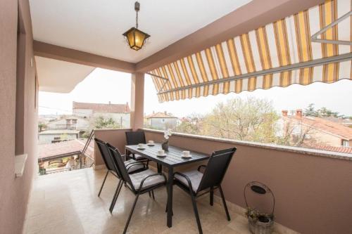Neue Wohnung in Umag mit Terrasse