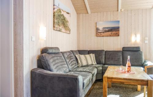 Χώρος καθιστικού στο Beautiful Home In Otterndorf With Sauna