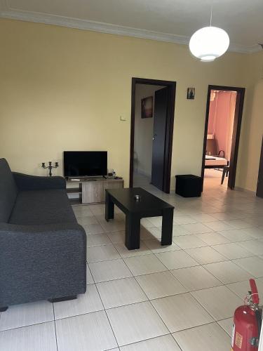 Гостиная зона в Plaza Apartments