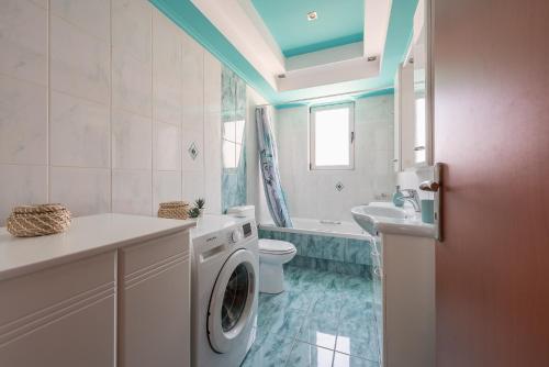 Rigas apartment in Ilioupoli Athens