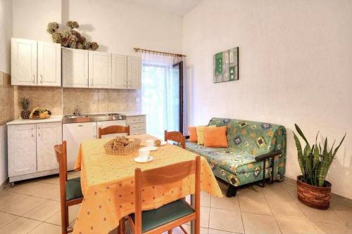 Appartement in Baška mit Grill - b59636