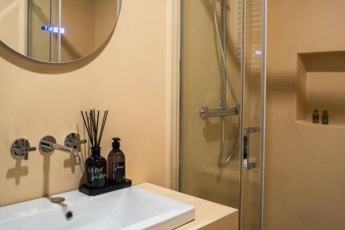 San Domenico Apartment with Garden View R&R photo 24