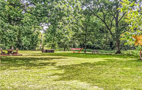 Κήπος έξω από το Pet Friendly Home In Ustka With Wifi