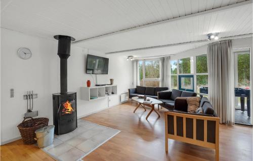 Χώρος καθιστικού στο Stunning Home In Rømø With Sauna