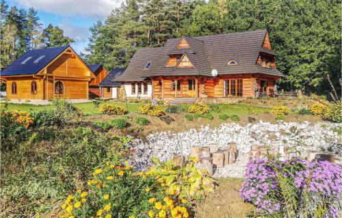 Nice Home In Ustka With Wifi