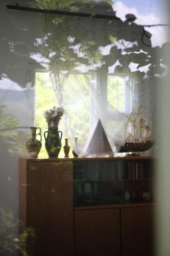 アラヴェルジにあるCollage Guesthouseのギャラリーの写真