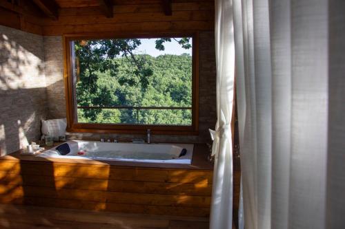 Foto sihtkohas Circello asuva majutusasutuse casAntica agriresort -Suites & Casa sull'albero galeriist