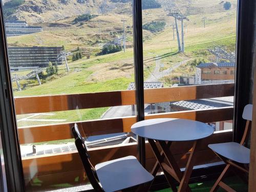 Bel appartement rénové 5 personnes, Croisette, au pied des pistes, avec wifi et balcon - FR-1-574-14