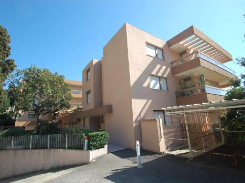 Spacieux studio à Menton avec grande terrasse et garage