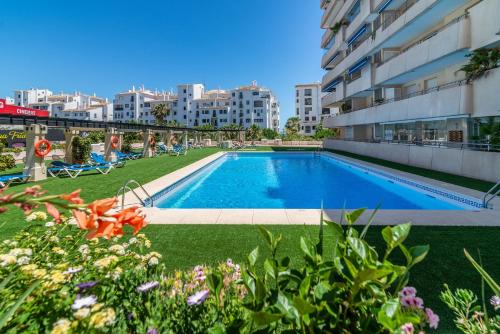 Puerto Banús Piso con Piscina, garaje y padel