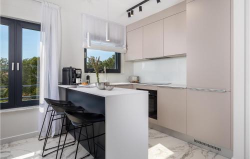 Awesome Apartment In Malinska With Wifi