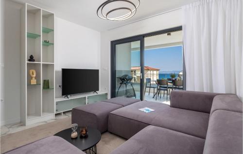 Awesome Apartment In Malinska With Wifi