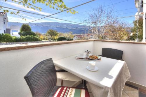 Appartement in Baška mit Grill