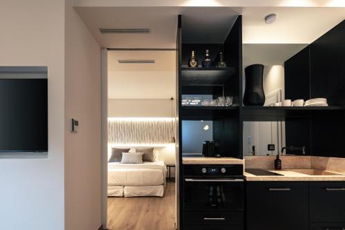 Sea Path I Chania City Center luxury Suites