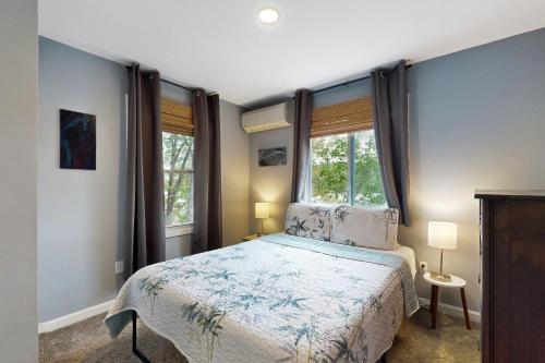 Ένα ή περισσότερα κρεβάτια σε δωμάτιο στο Rockview Road Retreat