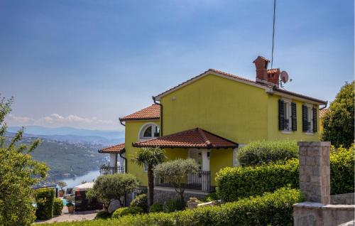 Loodusmaastik puhkemaja lähedal