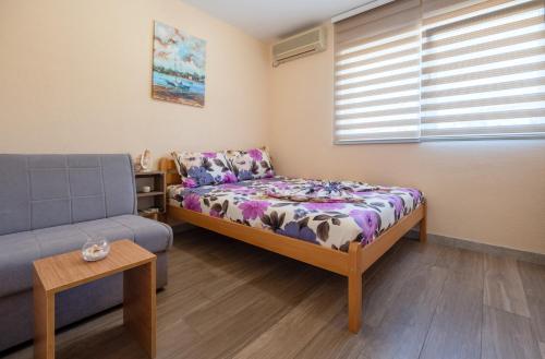 Gallery image of Guest House Ardiana in Neum