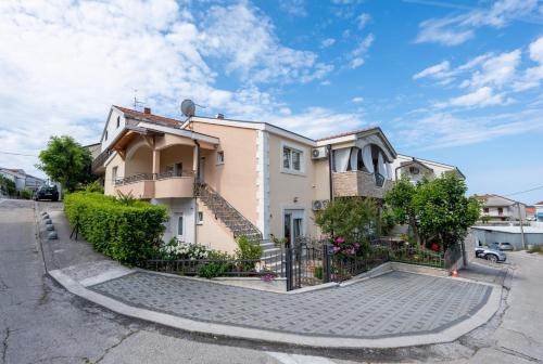 Gallery image of Guest House Ardiana in Neum