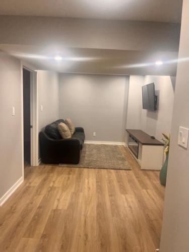 Gallery image of New one bedroom apartment in Bowmanville