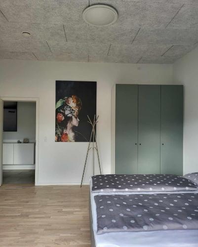 Postel nebo postele na pokoji v ubytování Modern & Homely Apartment - Free Parking