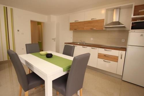 Appartement in Baška mit Eigenem Balkon