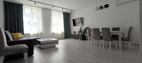 Foto dalla galleria di CITY VIEW Saperów II - klimatyzacja, przy parku a Świdnica