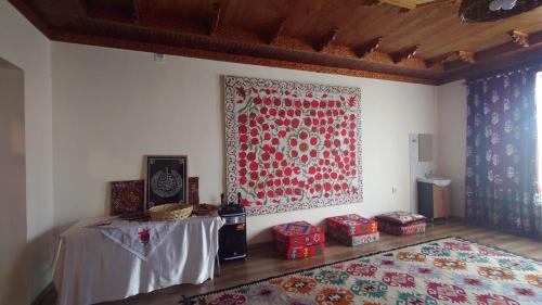 Кровать или кровати в номере Anoragul guest house