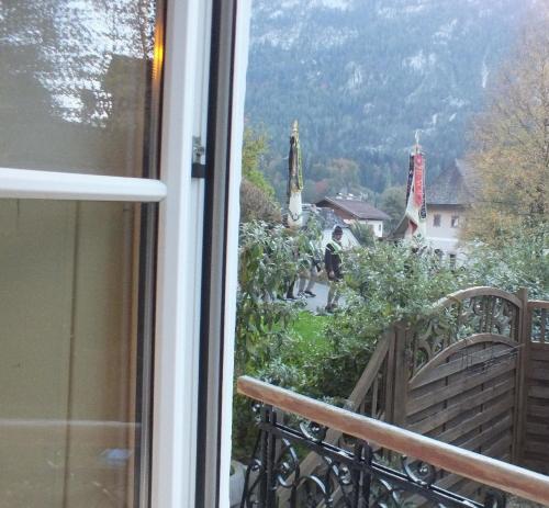 Gallery image of Ferienhaus in Unken mit Großer Terrasse in Unken