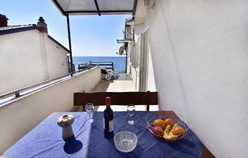 Apartment mit zwei Schlafzimmern und Meerblick in Zambratija