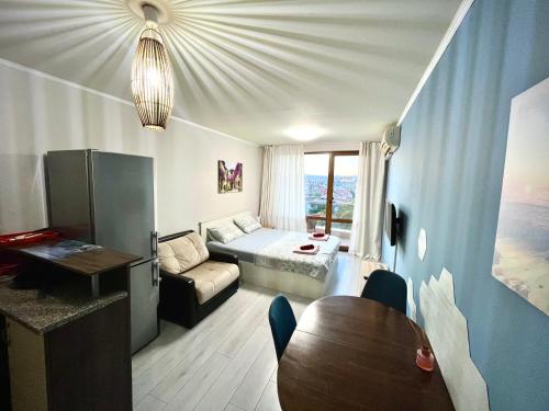 A seating area at Julia Vigo Panorama apartments